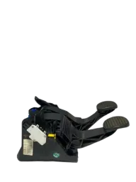 Pedal Freio Embreagem Fiat Strada Freedom 2021 a 2024