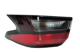 Lanterna Traseira Direita Nissan Versa 2021/2025 (canto)