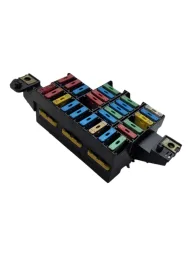 Caixa Fusivei Renault Clio 1.0 2010 2012 7703597061
