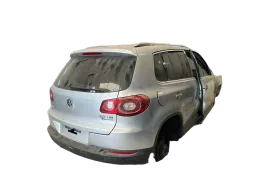 RETALHO LATERAL TRASEIRA DIREITA TIGUAN 2009 10 11 12 2016