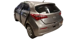 RETALHO LATERAL TRASEIRA ESQUERDA HB20 2013 14 15 2019 HATCH