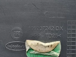 FORRO PORTA TRASEIRA DIREITA FIAT STRADA 2013 2014