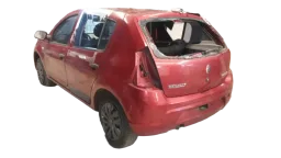 RETALHO LATERAL TRASEIRO ESQUERDO SANDERO 2007 2008 09 2013