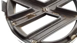 EMBLEMA GRADE DIANTEIRA GOL PARATI SAVEIRO FOX G4
