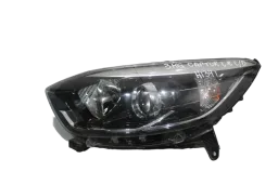 Farol Esquerdo Captur com defeito 2018 2020 H1341