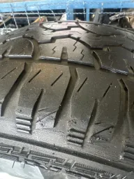 JOGO RODAS 20 PNEUS GT RADIAL 265/50 ORIGINAL JEEP