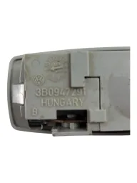 LUZ TETO CORTESIA VOLKSWAGEN FOX SPACEFOX 2015 3B0947291