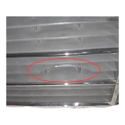 GRADE DIANTEIRA MERCEDES E430 1999 A 2003 2108800583 DETALHE