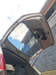 Tampa Traseira Renault Sandero 2008 a 2014