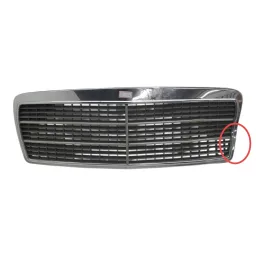GRADE DIANTEIRA MERCEDES E320 95 A 99 2108880023 AMASSADO