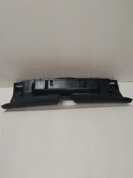 SOLEIRA PORTA MALAS VOLKSWAGEN JETTA MK6 2011 2018