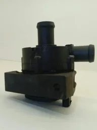 Bomba Aux Agua Audi A3 Golf Jetta 1.4 2014/2020 5Q0965567