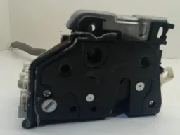 Fechadura Porta Audi A3 DIANTEIRA DIREITA 2014/2020