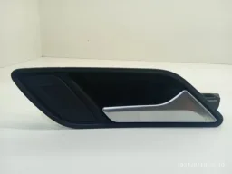 Macaneta Interna Audi A3 Traseira DirEITA 2016/2020 ORIGINAL