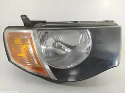 Farol MITSUBISHI Triton Direito 2008/2012 Detalhe