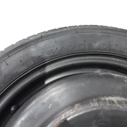 RODA ESTEPE FINO ARO 17 COM PNEU 145/70 GRAND CHEROKEE