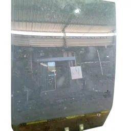 Vidro Porta Traseira Esquerda Gm Tracker 2001 a 2008