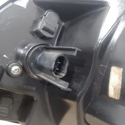 FAROL DIREITO SANDERO 2012 2013 2014