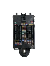 Caixa Fusivel Interna Volvo S60 T8 - 2018/24