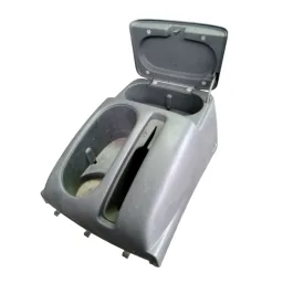 Moldura console central Tracker Vitara 2000 2009 Detalhe