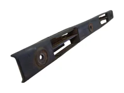 SUPORTE GUIA PARA-CHOQUE TRAS LADO ESQUERDO SAVEIRO G3 G4