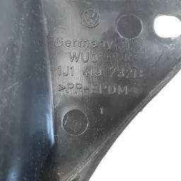 MOLDURA COLUNA DIREÇÃO CRUZETA VW GOLF 1999 A 2001