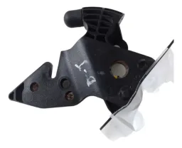 Trava Branco Traseiro Direito Peugeot 208 2014 2015 2016