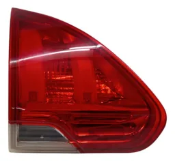 Lanterna Tampa Traseira Esquerda Peugeot 2008 1.6 2016 17 18