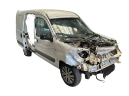 RETALHO CAIXA DE RODA DIANTEIRA DIREITA KANGOO 00/18