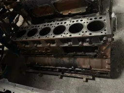 BLOCO MOTOR AXOR 2544 S 2012 428CV DIESEL
