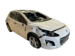 RETALHO CAIXA DE AR LADO DIREITO 308 2012 2016