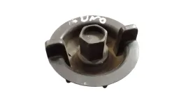 Porca parafuso fixação estepe Fiat Uno 1996/2013