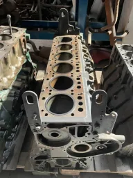 BLOCO MOTOR AXOR 2544 S 2010 428CV DIESEL