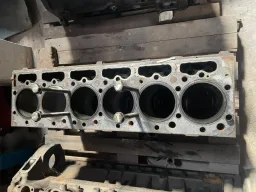 BLOCO MOTOR 25.370 CLM T 6X2 2009 367CV DIESEL