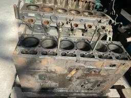 BLOCO MOTOR 25.370 CLM T 6X2 2009 367CV DIESEL