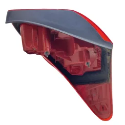LANTERNA TRASEIRA ESQUERDA TOYOTA RAV4 2006 A 2008 (CANTO)