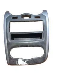 Moldura Central Renault Logan 08 a 14 682602440r