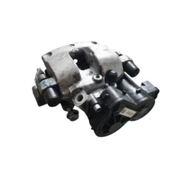 Pinça Traseira Esquerda Mercedes C180 C200 2015 2016 2017