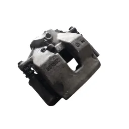 Pinça Dianteira Direita Mercedes C180 C200 2010 2011 2012