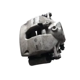 Pinça Dianteira Direita Mercedes C180 C200 2010 2011 2012