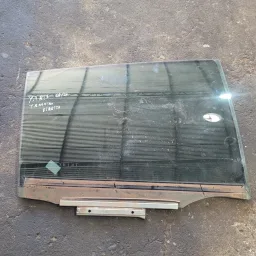 Vidro Porta Traseira Direita Yaris Hatch 2019 2020 a 2025