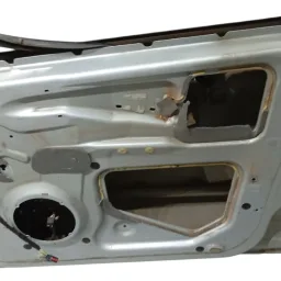 PORTA DIANTEIRA DIREITA ECOSPORT 2003 2004 A 2012