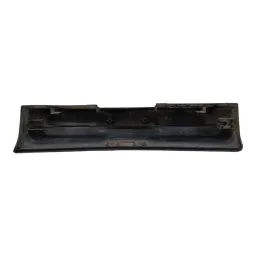 MOLDURA LUZ  PLACA PAJERO GLS-B 1992/2000 MB645767 QUEBRADO