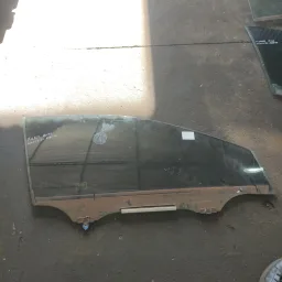 Vidro Porta Dianteira Direita Yaris 2019 2020 a 2025