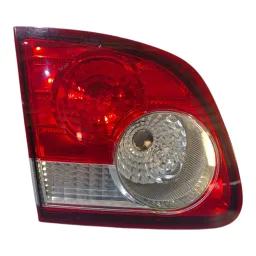 Lanterna Traseira Esquerda Mala Corsa Classic Ls 2011 a 2016