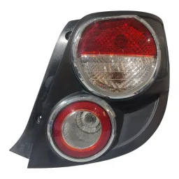 Lanterna Traseira Direita Sonic Hatch 2012 a 2014