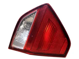 LANTERNA TAMPA TRASEIRA ESQUERDA VOYAGE G6 G7 G8 ORIGINAL