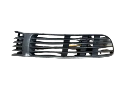 Grade Moldura Milha Direito Volkswagen Passat 1997 2000