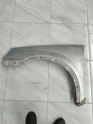 PARALAMA GM CORSA 2003 A 2012 LADO ESQUERDO COM DETALHE
