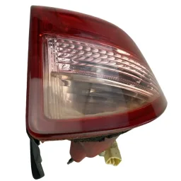 LANTERNA TRASEIRA DIREITATOYOTA RAV4 2006 A 2008 (CANTO)